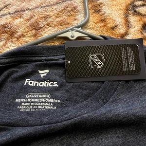 Mens 2x Seattle kraken t shirt.